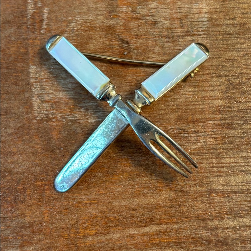 Vintage Knife & Fork Pin / Brooch Crossed Mother of Pearl Handles